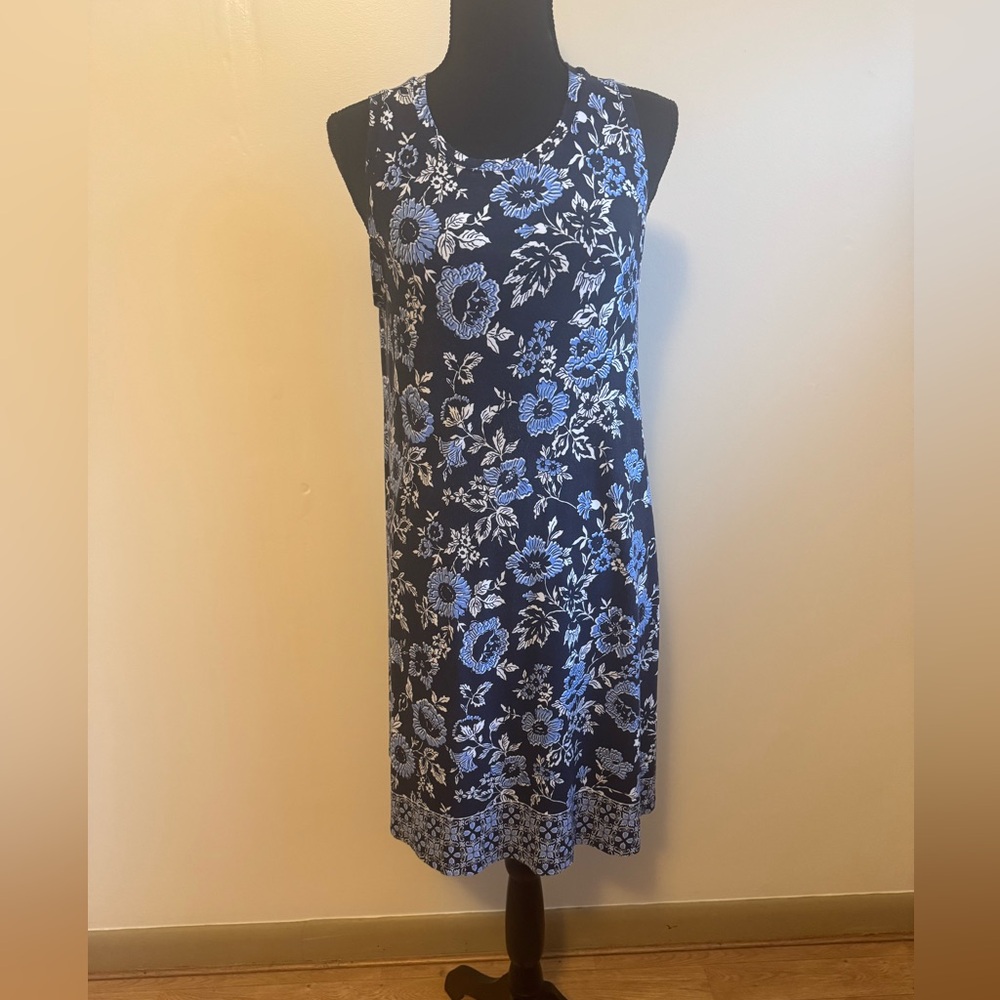 SzM Ann Taylor/Loft summer blue and white floral sleeveless shift dress NWOT🐸